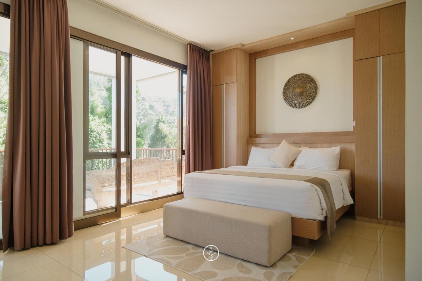 Narwastu Hill View Villa 6 Bedrooms With A Private Swimming Pool Bandung Eksteriør bilde